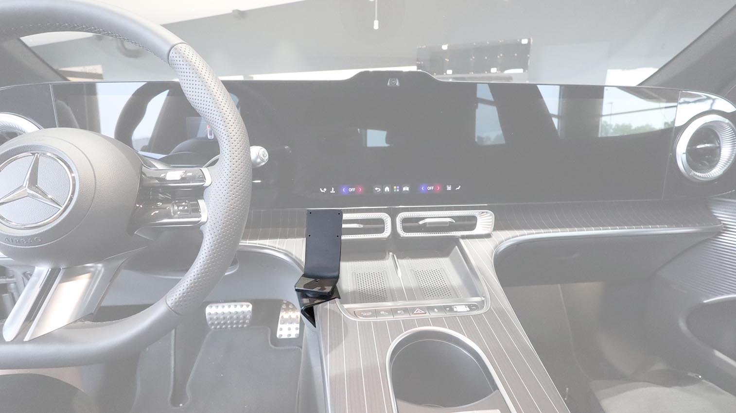 836297 Brodit ProClip für Mercedes Benz GLC-Class - Baujahr 2027, Mittelkonsole 5