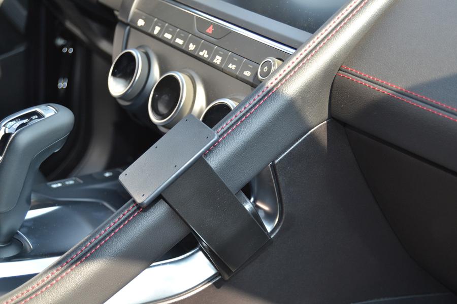 855432 ProClip - Jaguar E-PACE 18-24 5