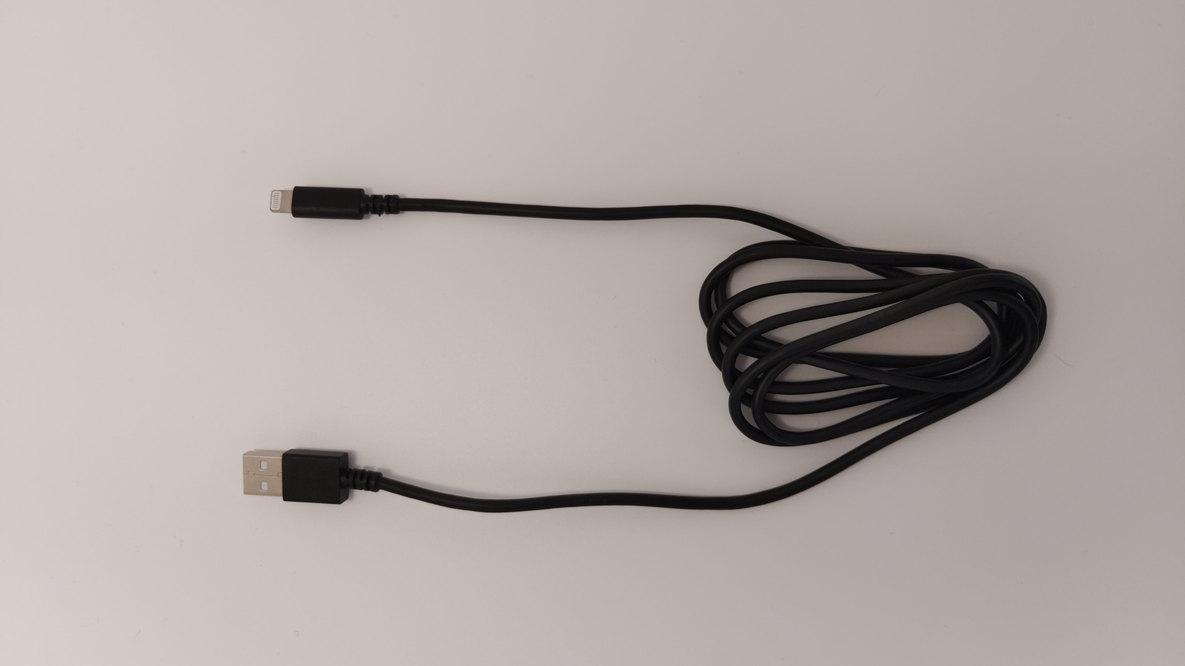 999666 Ladekabel Lightning USB-A 2