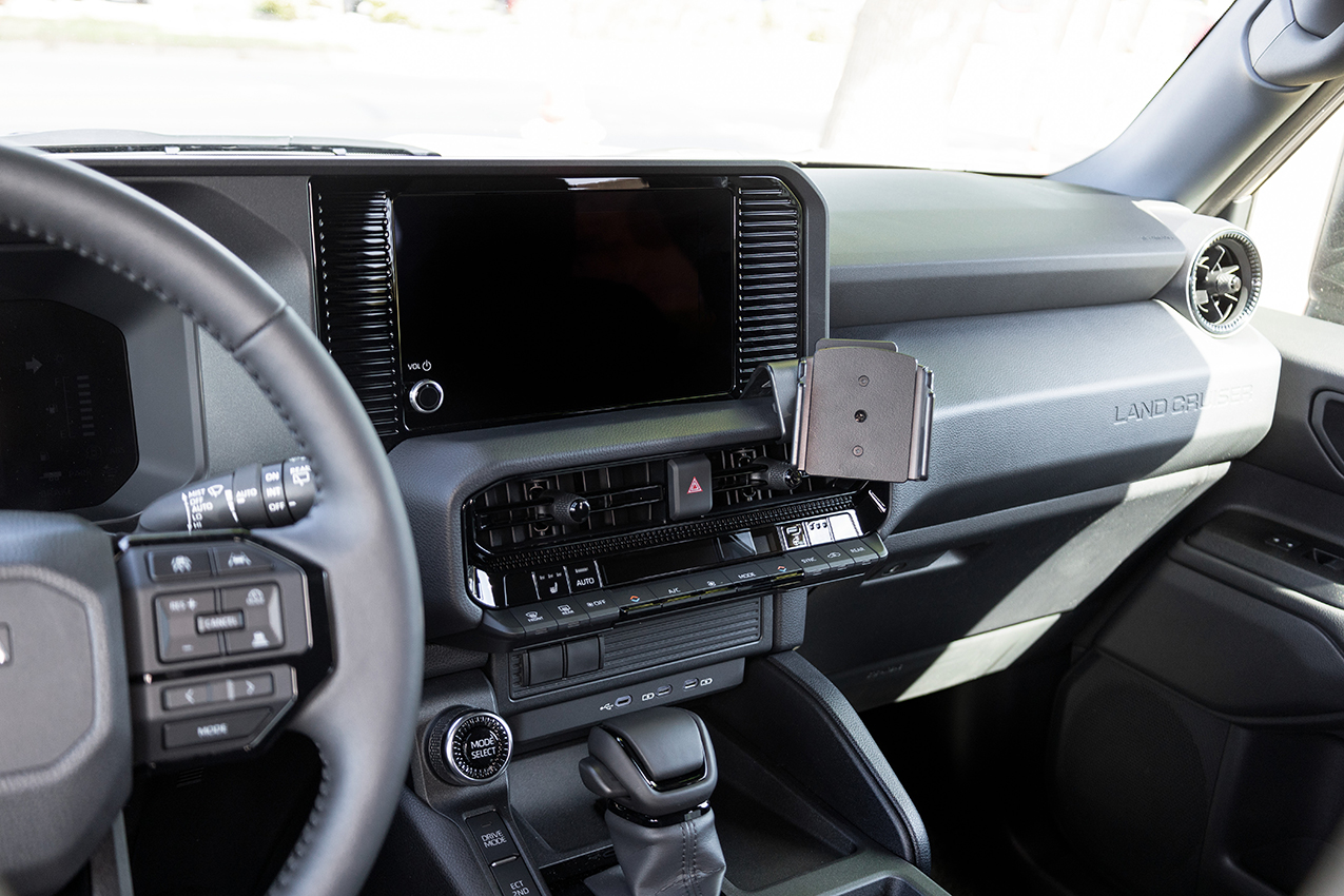 856117 Brodit ProClip - Toyota LandCruiser 250 24-25 8