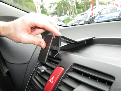 853984 ProClip - Toyota Auris 07-12 4