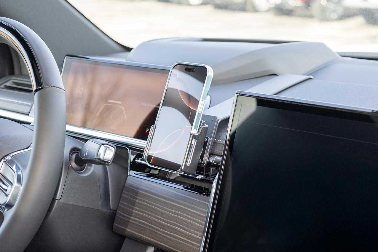 856150 Brodit ProClip für GMC Sierra EV - Baujahr 2024-2026, Armaturenbrett Mitte 10