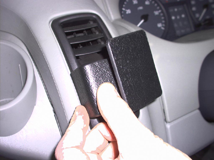 803198 ProClip - Nissan Primastar 02-14 5