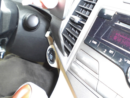 854326 ProClip - Toyota Venza 09-12 4