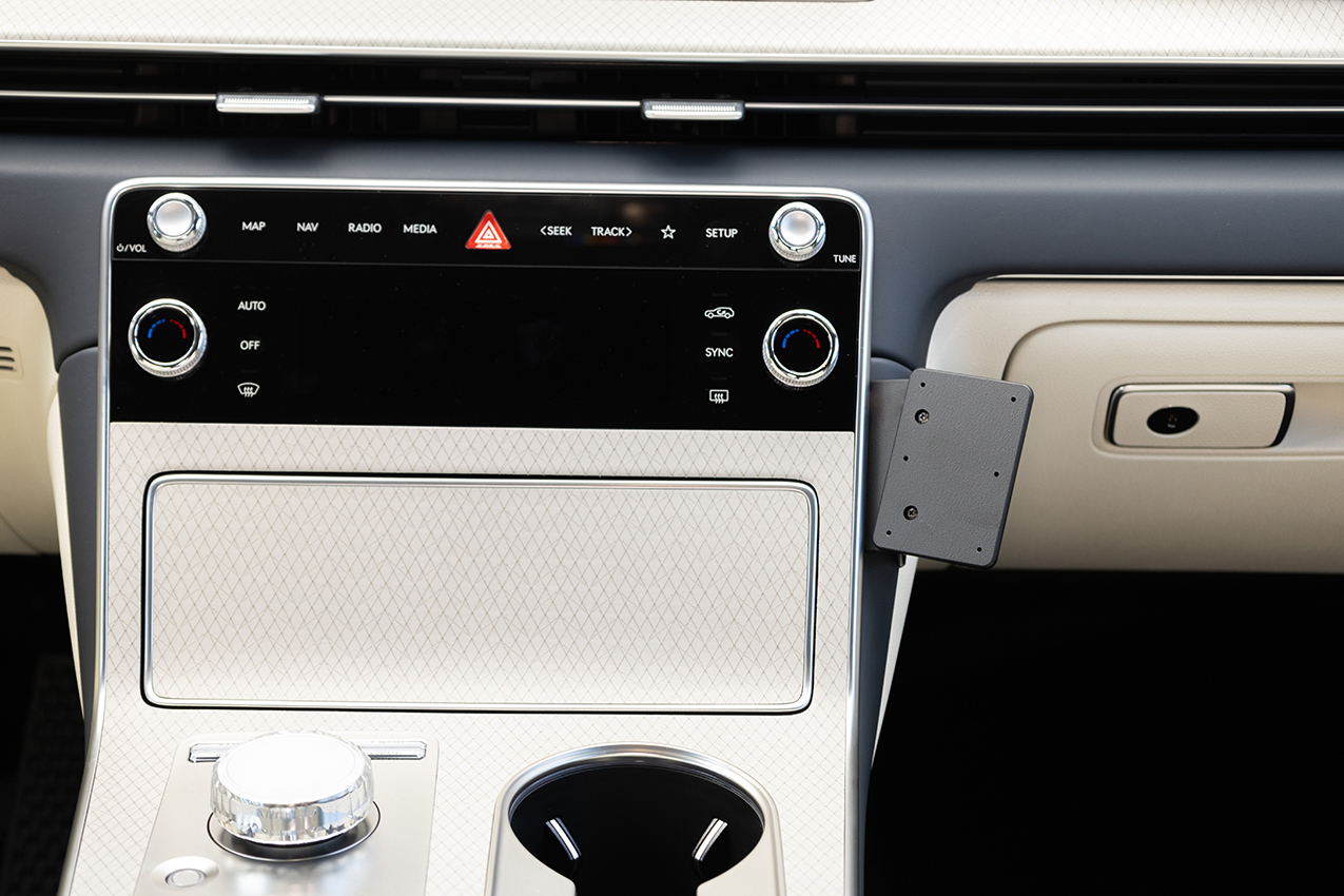 856129 ProClip für Genesis GV80 - Baujahr 2025 - 2026, Armaturenbrett Mitte Beifahrer 4