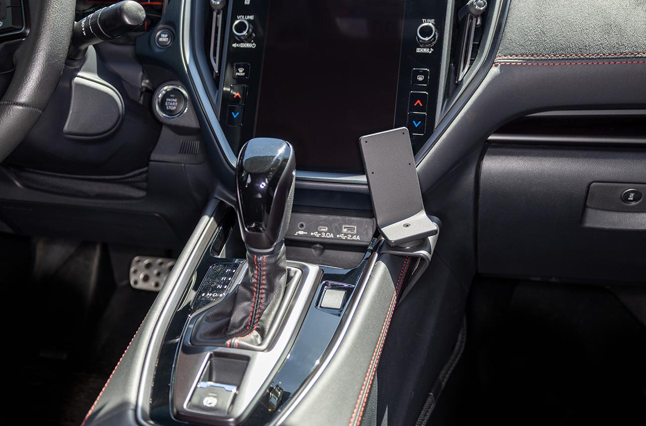 836195 Brodit ProClip für Subaru WRX - Baujahr 2022-2026, nur Automatik, Mittelkonsole 9