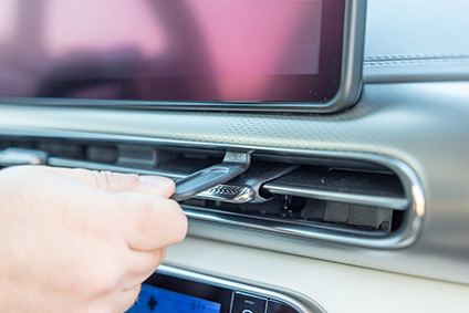 855980 ProClip für Genesis GV60 2024-2025 4