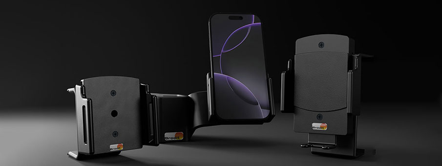 Drei unterschiedliche Brodit Handyhalterungen mit einem eingelegten iPhone 15.