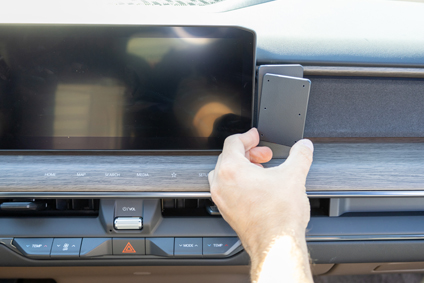 856124 ProClip - Kia EV9 24-25 4