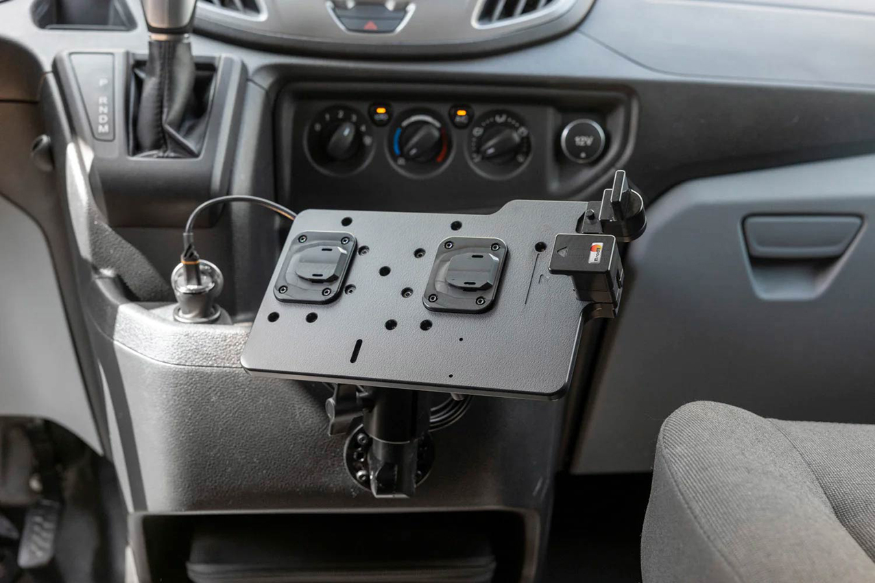 2d960014353n ModTek Dock mit USB-Hub und Festeinbausatz für Apple-Geräte 0