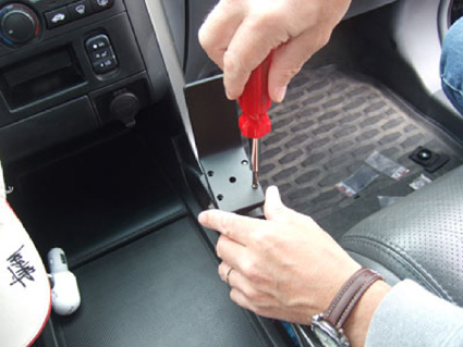215228 Gewinkelte Montageplatte für Proclip Mittelkonsole 4