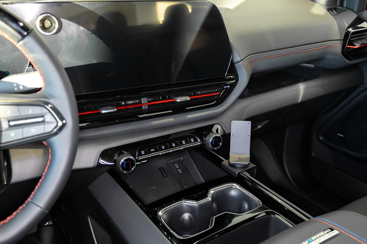836131 Brodit ProClip Montageclip für Chevrolet Silverado EV Mittelkonsole 6