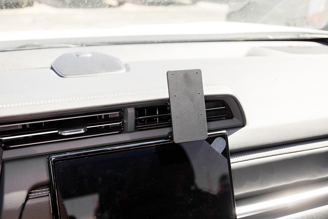 856204 Brodit ProClip für GMC Terrain - Baujahr 2025-2026, Armaturenbrett Mitte 6
