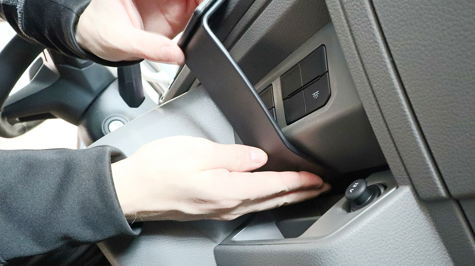 856196 Brodit ProClip für VW Crafter / MAN TGE - Baujahr 25-26, Armaturenbrett Mitte 5