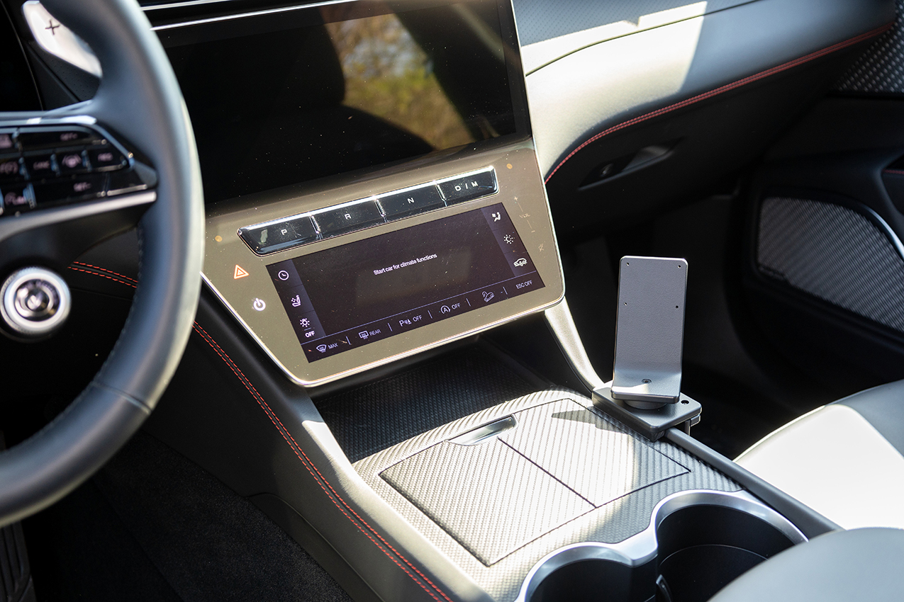 836198 Brodit ProClip für Maserati Grecale - Baujahr 2023 - 2026, Mittelkonsole 4