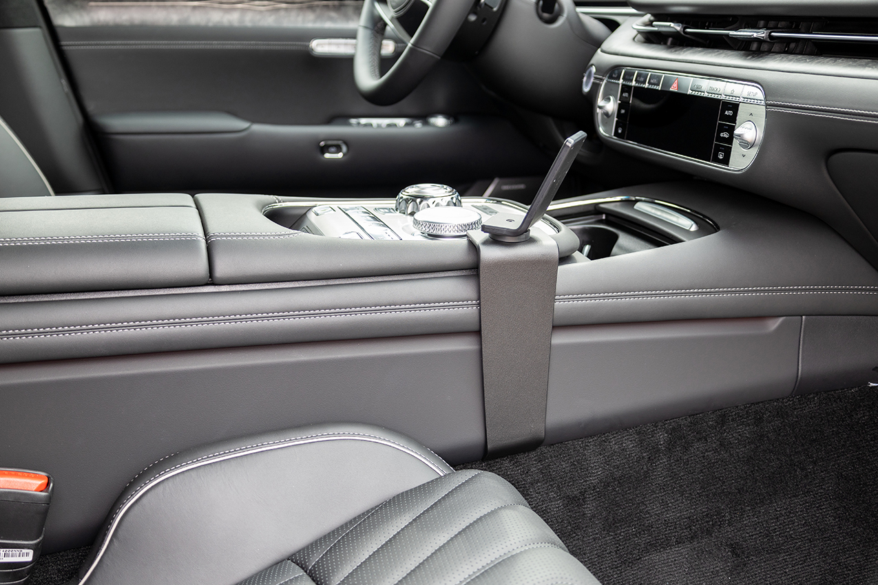 836093 Brodit ProClip für Genesis G90 - Baujahr 2023-2025, Mittelkonsole 7