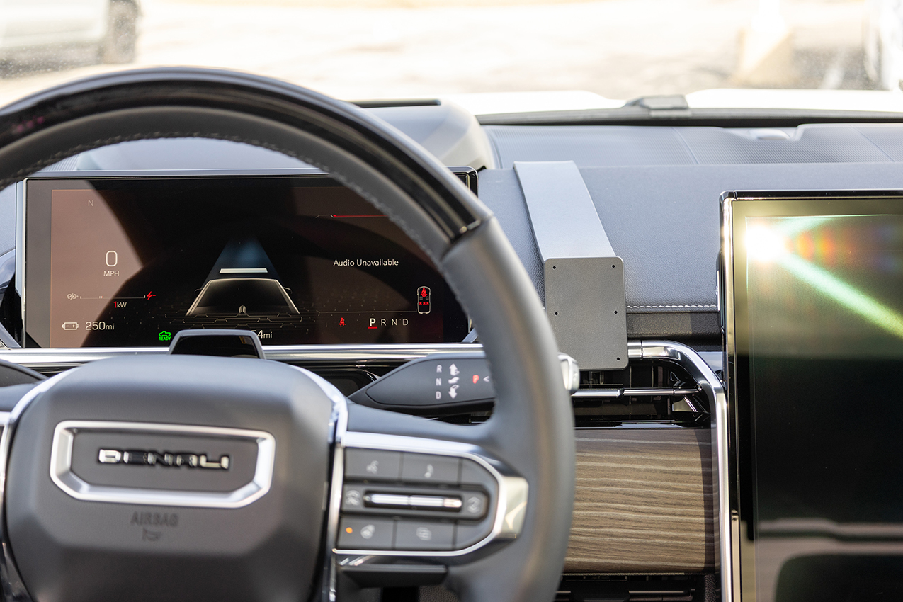 856150 Brodit ProClip für GMC Sierra EV - Baujahr 2024-2026, Armaturenbrett Mitte 6