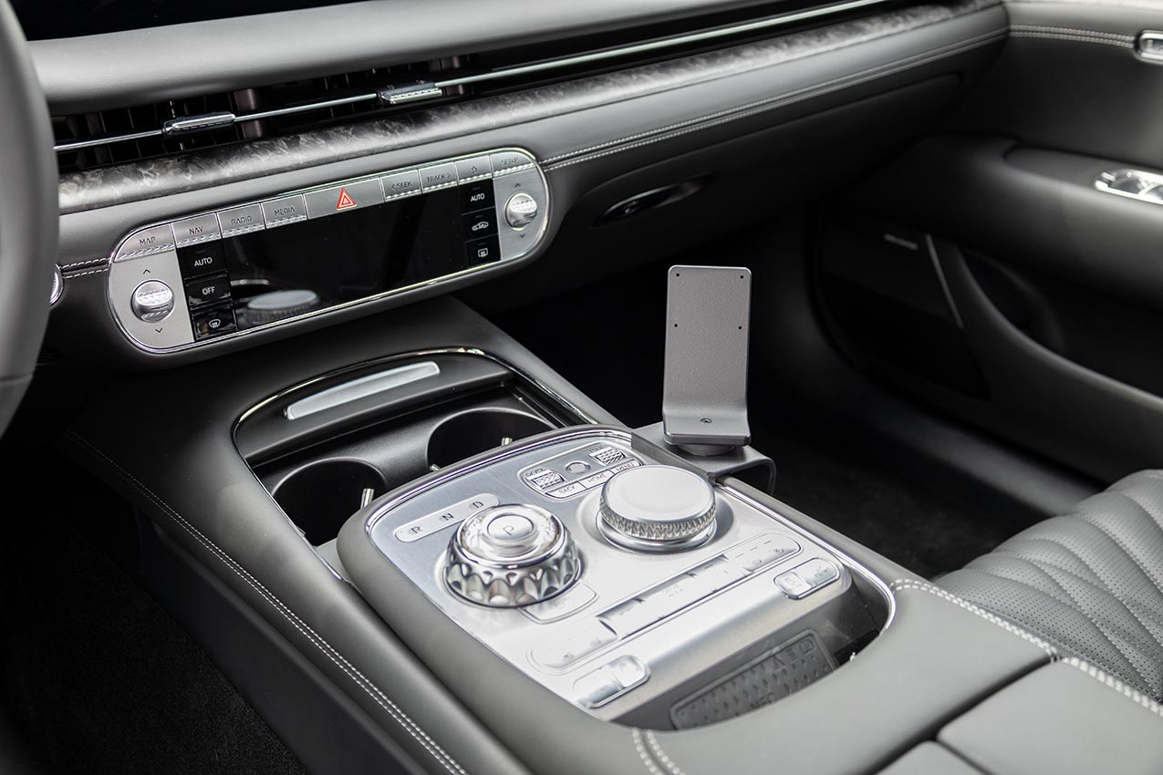 836093 Brodit ProClip für Genesis G90 - Baujahr 2023-2025, Mittelkonsole 5