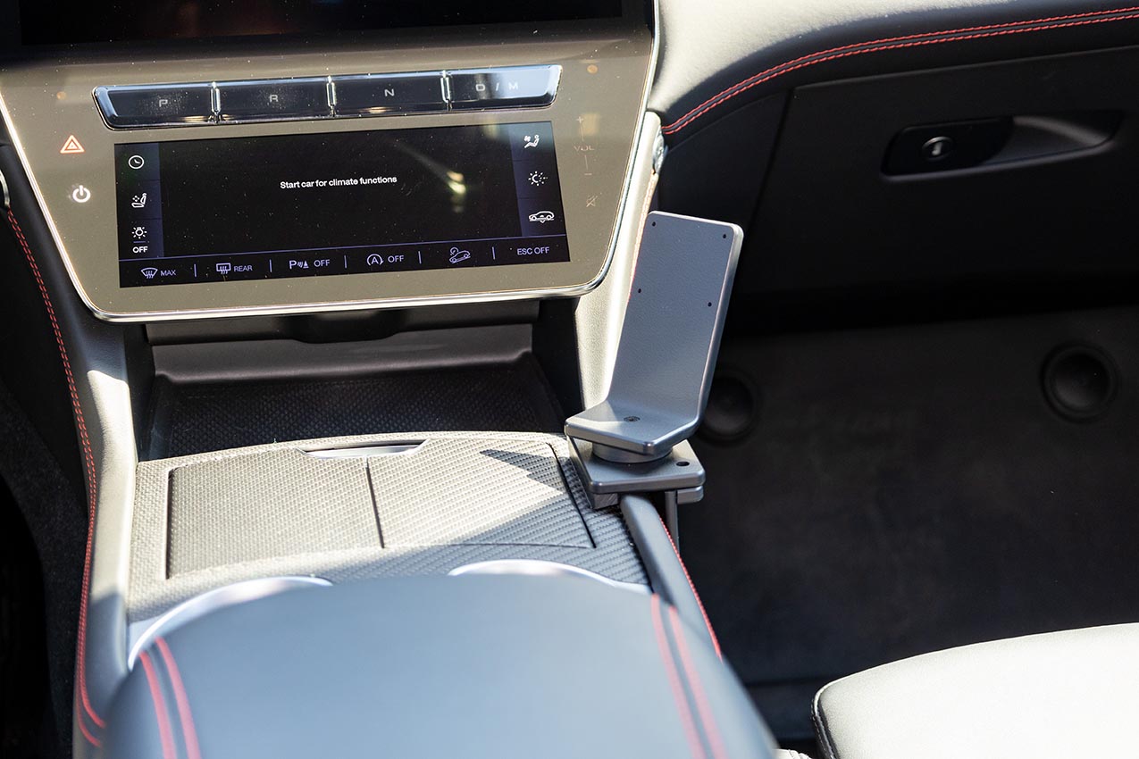 836198 Brodit ProClip für Maserati Grecale - Baujahr 2023 - 2026, Mittelkonsole 9