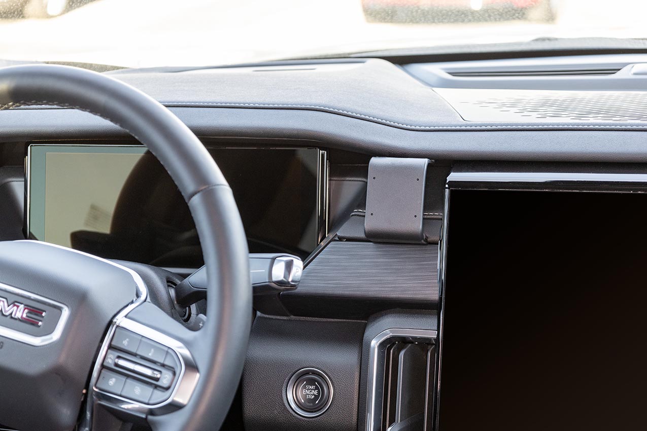 856146 Brodit ProClip für GMC Acadia - Baujahr 2024-2026, Armaturenbrett Mitte 4