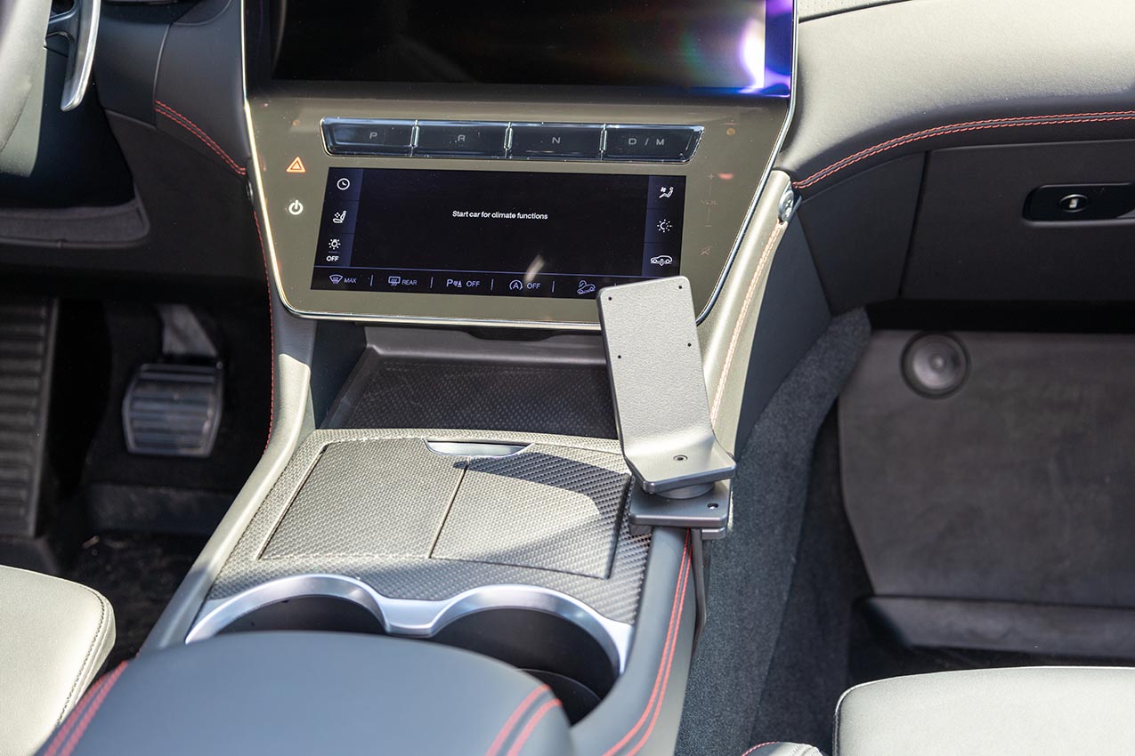 836198 Brodit ProClip für Maserati Grecale - Baujahr 2023 - 2026, Mittelkonsole 10