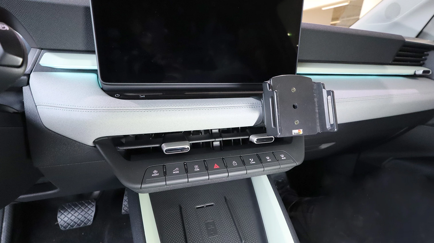 856326 Brodit ProClip Halterbasis für Skoda Epiq 2027 6