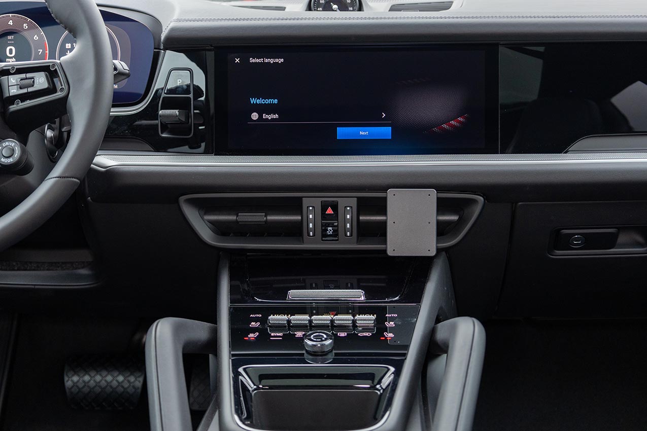 856137 Brodit ProClip für Porsche Cayenne Baujahr 2025 - Armaturenbrett Mitte 5