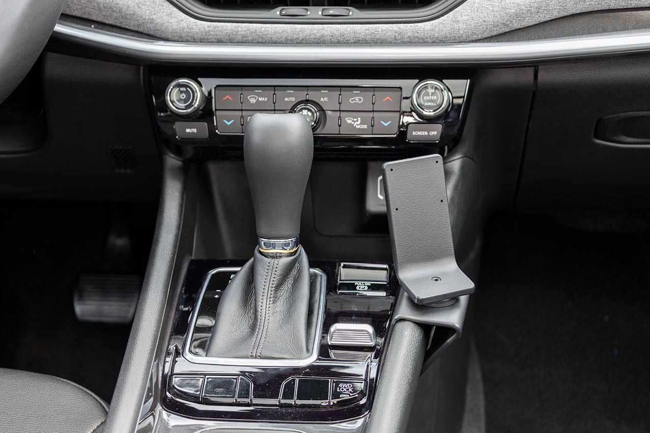 836205 Brodit ProClip für Jeep Compass - Baujahr 2022-2026, Mittelkonsole 6