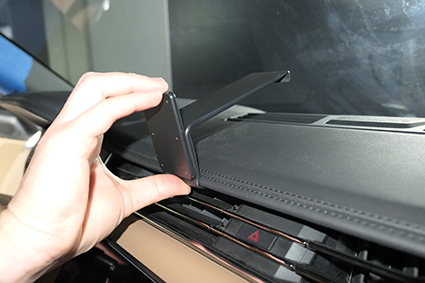 855768 ProClip - Land Rover Range Rover 22-24 4