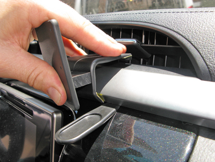 855176 ProClip - Toyota HiLux 16-24 6