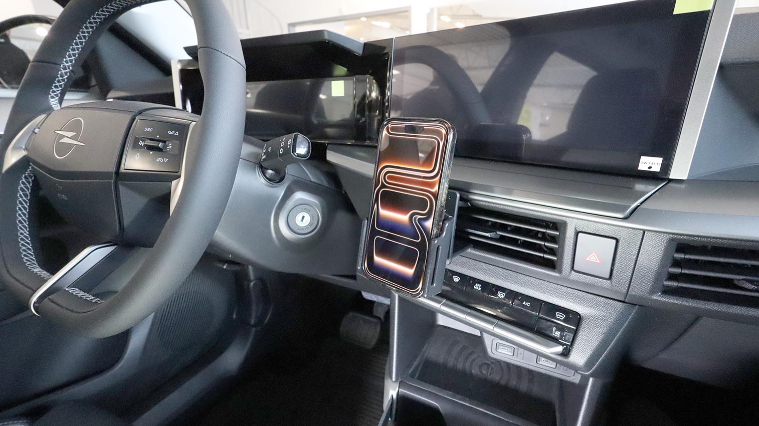 856292 Brodit ProClip für Opel Frontera - Baujahr 2024 - 2026, Armaturenbrett Mitte 12