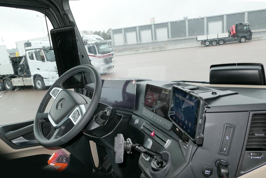 213559 Verstärkt ProClip - Mercedes Benz Actros 5 20-24 7