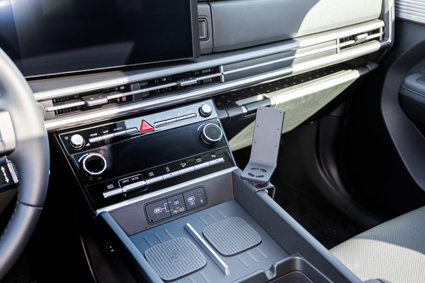 ProClip Signature - Maßanfertigung für Hyundai Santa Fe (2001-2025) Position an Mittelkonsole