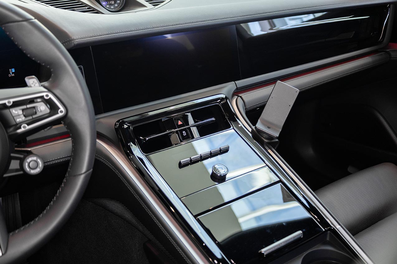 836138 Brodit ProClip für Porsche Panamera - Baujahr 2025- Mittelkonsole 7