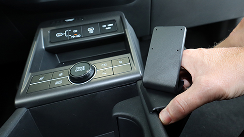 836035 ProClip für Hyundai Kona Electric 24-25 4