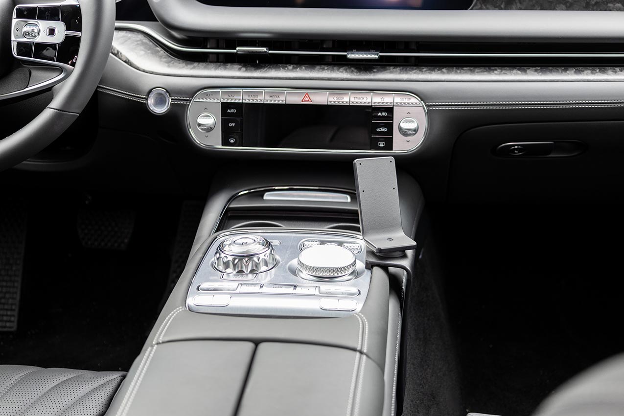 836093 Brodit ProClip für Genesis G90 - Baujahr 2023-2025, Mittelkonsole 8