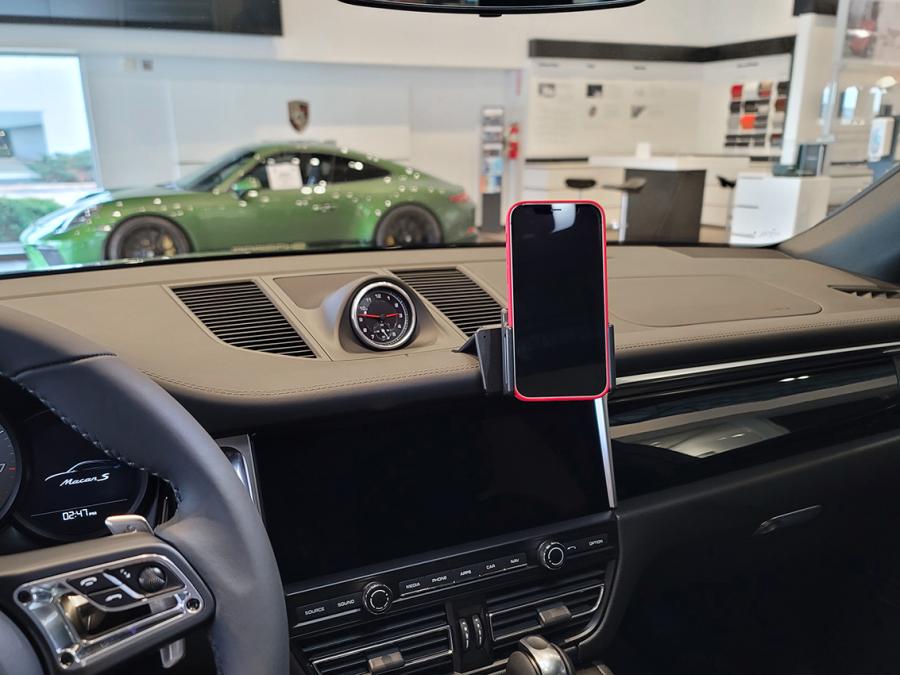 855685 ProClip - Porsche Macan 21-24 5