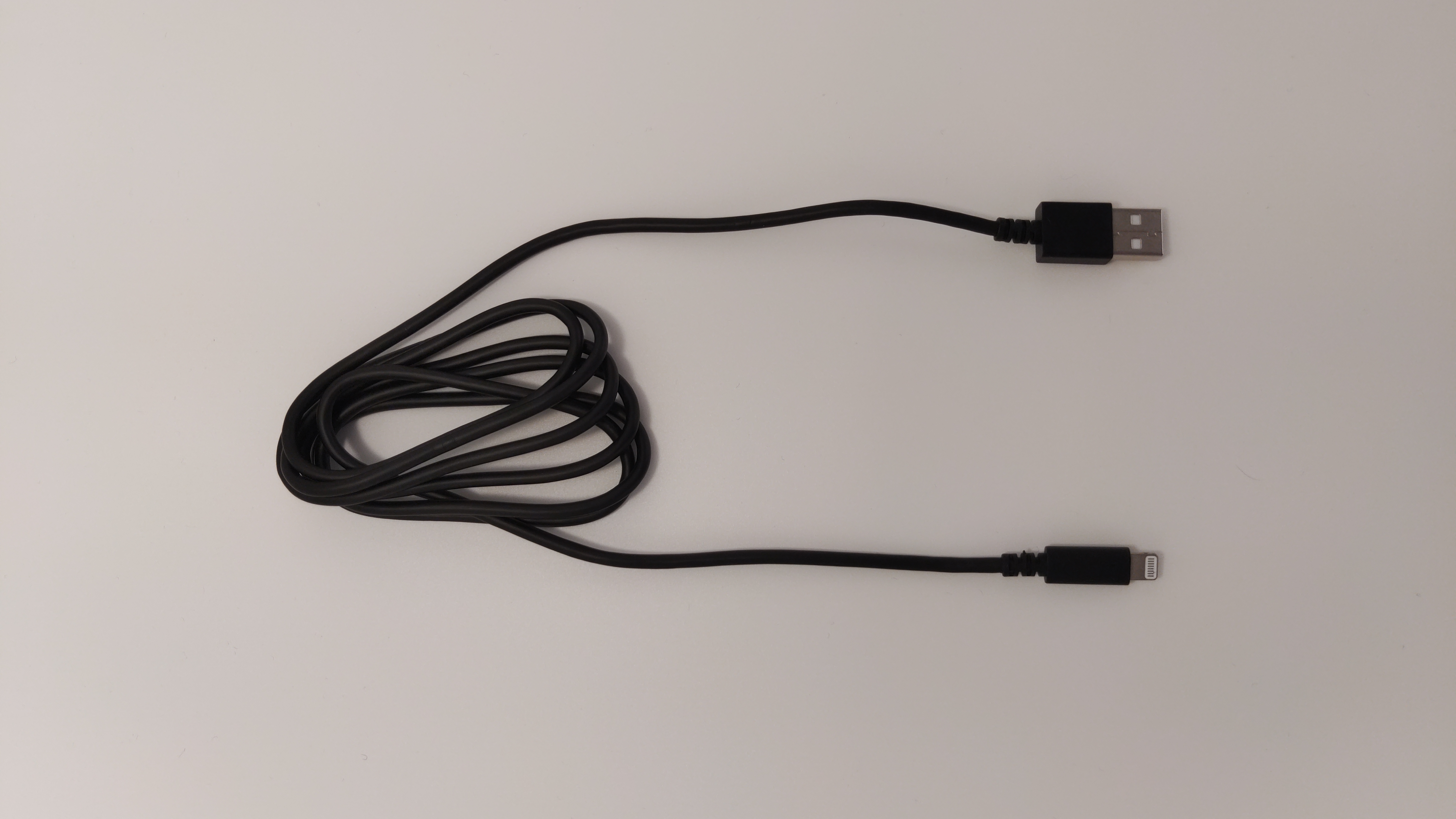 999666 Ladekabel Lightning USB-A 1