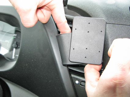 855089 ProClip - Iveco Daily 15-24 6