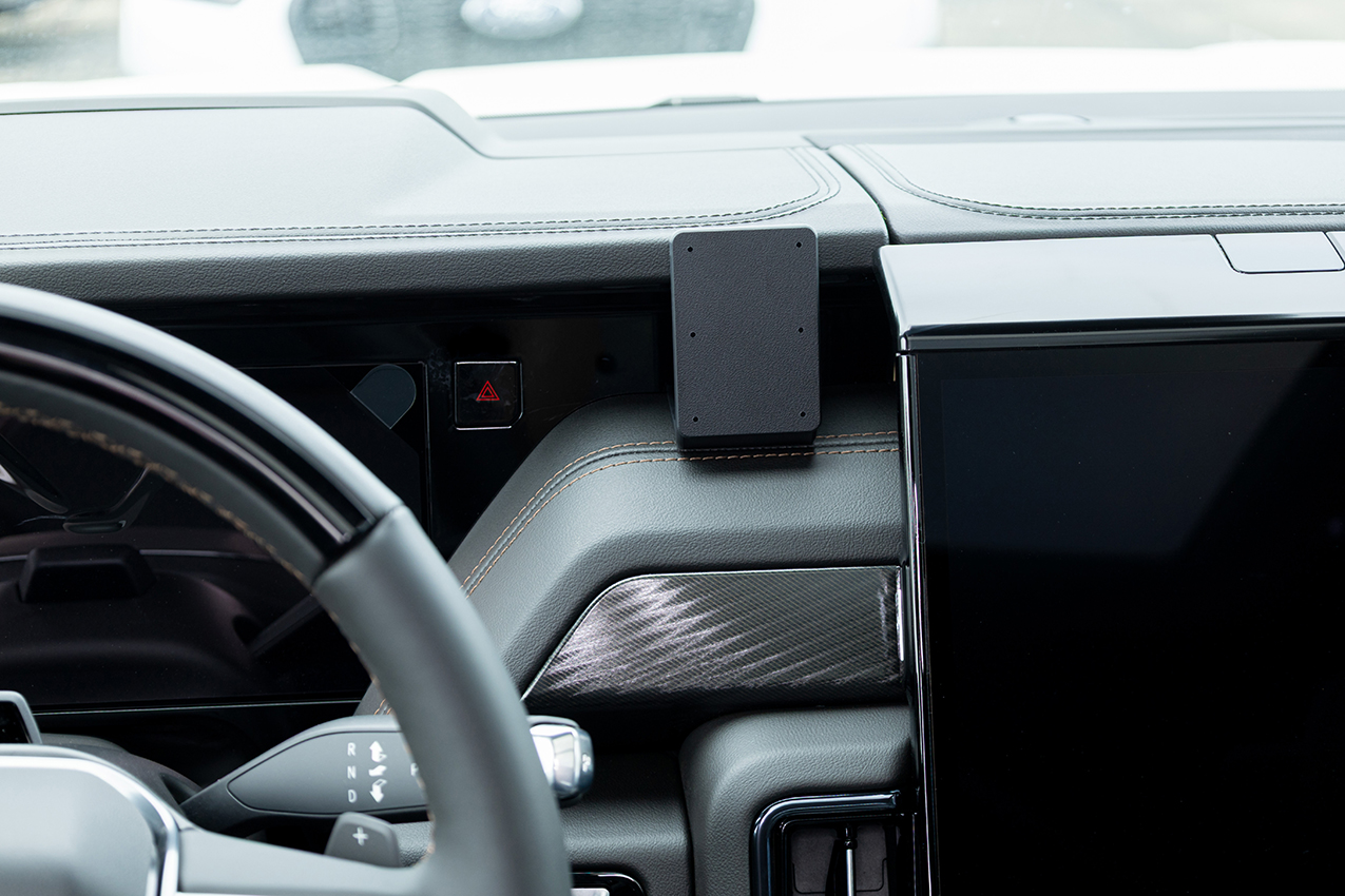 856202 Brodit ProClip für GMC Yukon - Baujahr 2025-2026, Armaturenbrett Mitte 4