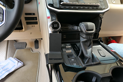 835703 ProClip - Toyota LandCruiser 300 21-24 6