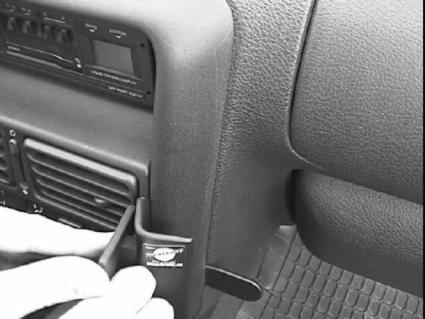 852309 ProClip - Peugeot 106 96-02 5