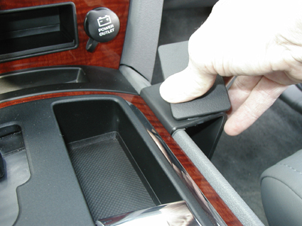 833699 ProClip - Jeep Commander 06-10 5