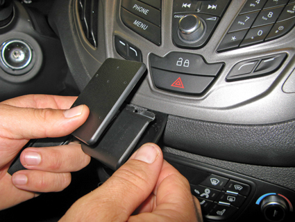 855038 ProClip - Ford Transit Courier 14-18 4