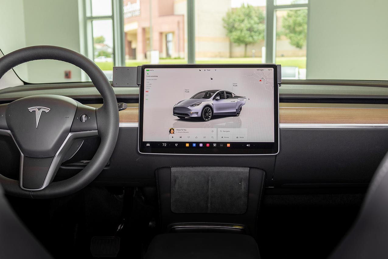 856208 Brodit ProClip für Tesla Model Y Juniper & Model Y - Baujahr 2025 ½ - 10