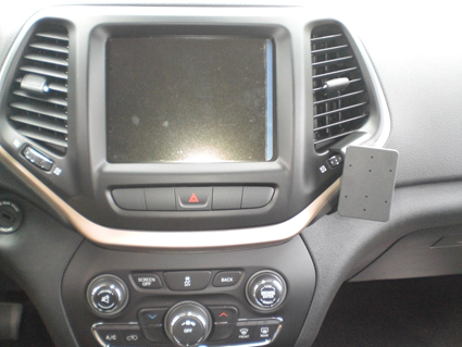 855026 ProClip - Jeep Cherokee 14-24 7