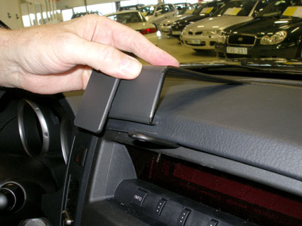 853981 ProClip - Mitsubishi Pajero 07-19 6