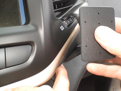 855026 ProClip - Jeep Cherokee 14-24 5