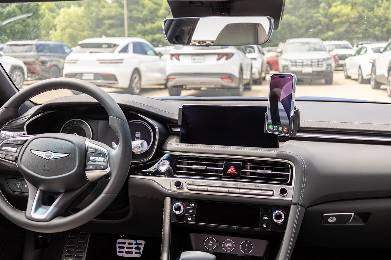 856217 Brodit ProClip für Genesis G70 - Baujahr 2025-2026, Armaturenbrett Mitte 7