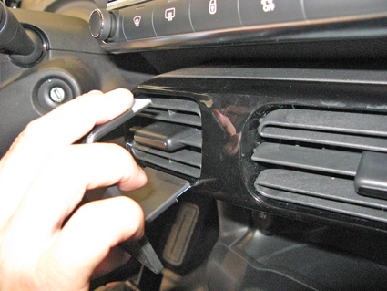 855042 ProClip - Citroen C4 Cactus 15-17 4